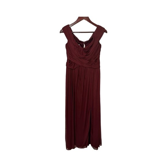 David's Bridal Dresses & Skirts - Davids Bridal Burgundy Chiffon Bridesmaid Dress - Size 10